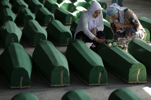 Оптужују 22.000 Срба за Сребреницу, међу злочинцима кувари, чистачице и возачи